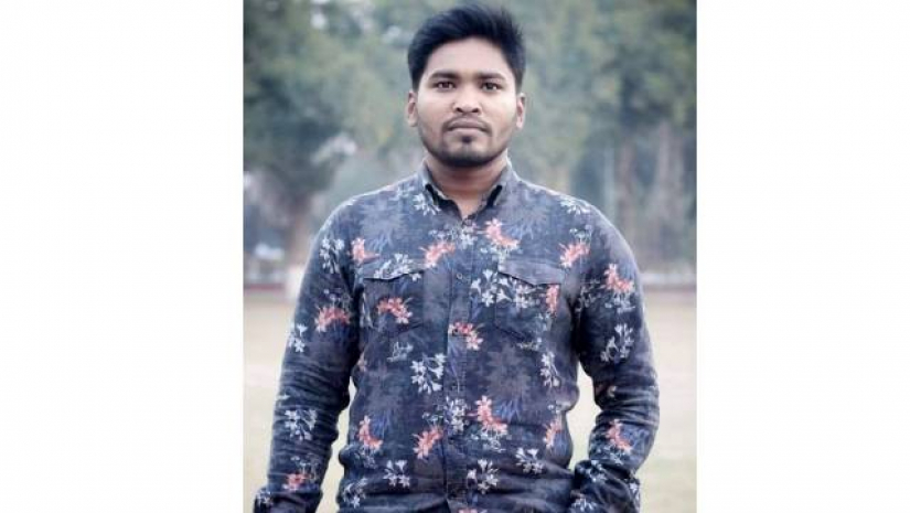 সু-স্বাস্থ্য গঠনে রাবি শিক্ষার্থীরা সরঞ্জাম