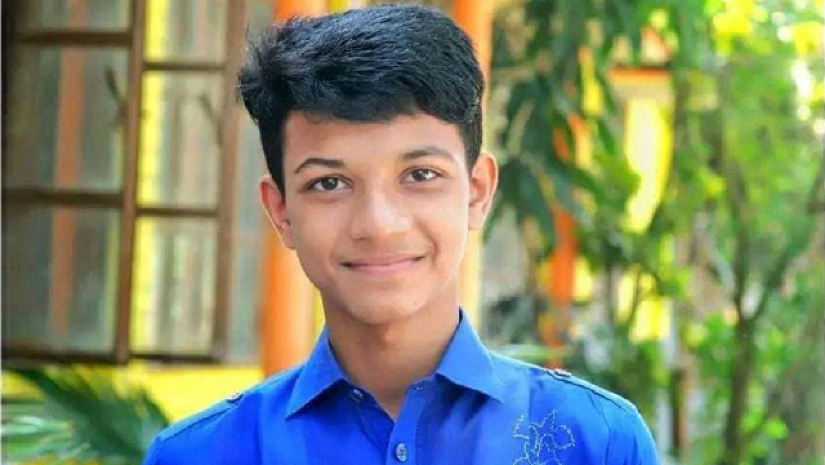 বন্ধুদের সাথে নৌকাভ্রমণে গিয়ে লাশ হয়ে ফিরল স্কুলছাত্র নাহিদ