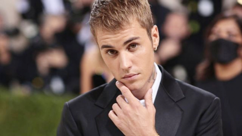 ক্ষমা চাইলেন জাস্টিন বিবার