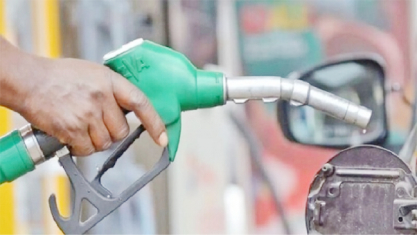 বিশ্ববাজারের সঙ্গে দেশে তেলের দাম সমন্বয় হয় না কেন?