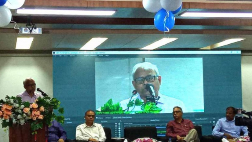 বক্তব্য রাখছেন বুয়েট ভিসি