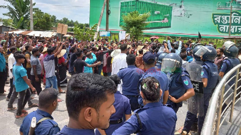 ঢাকা-সিলেট মহাসড়ক অবরোধ করে চা শ্রমিকদের বিক্ষোভ
