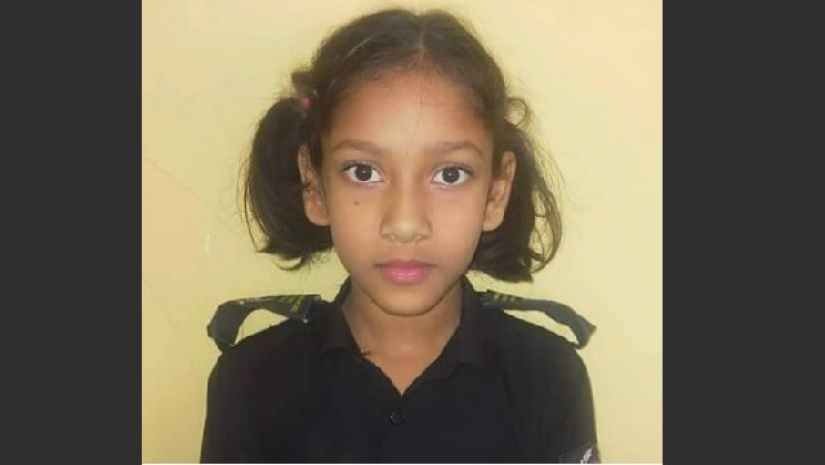 সায়মা জাহান নামে তৃতীয় শ্রেণির ছাত্রীকে গলাটিপে হত্যার অভিযোগ উঠেছে