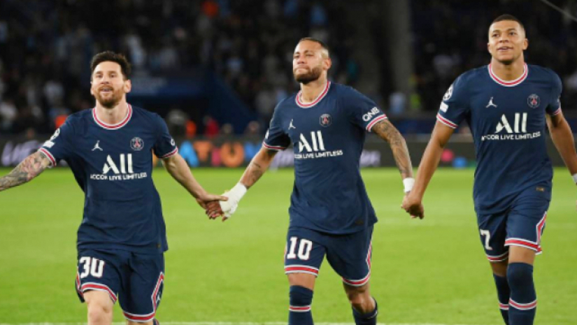 মেসি-নেইমার-এমবাপ্পের গোলে পিএসজির জয়