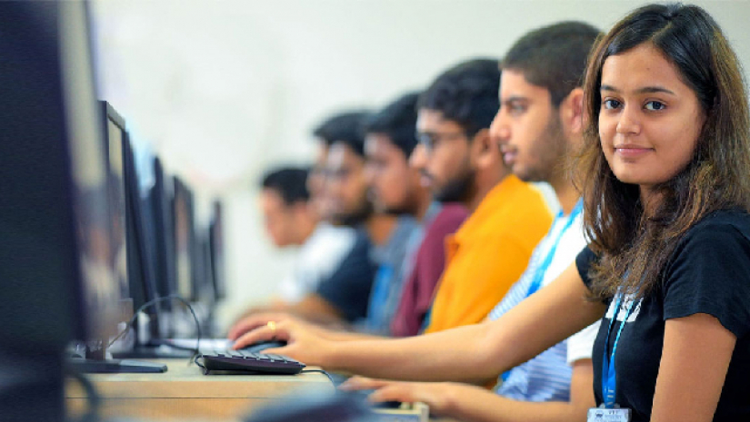 উৎপাদনকারী প্রতিষ্ঠানে চাকরির সুযোগ