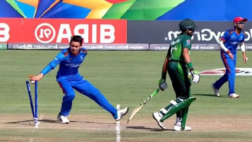 ক্রিকেটে বিতর্কিত নিয়মগুলোর মধ্যে অন্যতম ম্যানকাডিং আউট