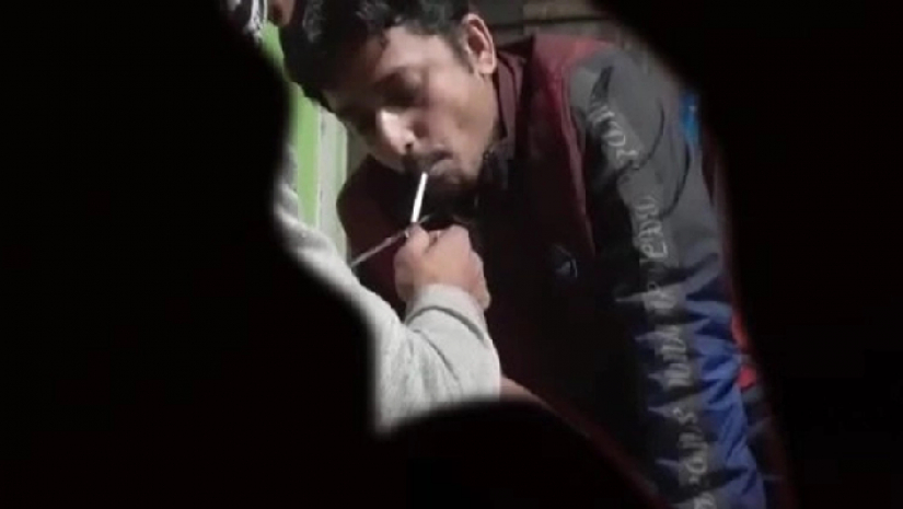 ভাইরাল হওয়া ভিডিওর একটি দৃশ্য