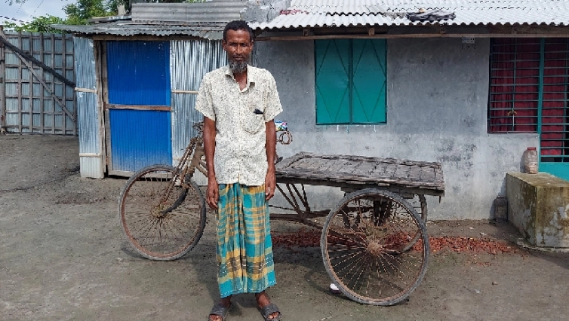 মাসুরার বাবা রজব আলী