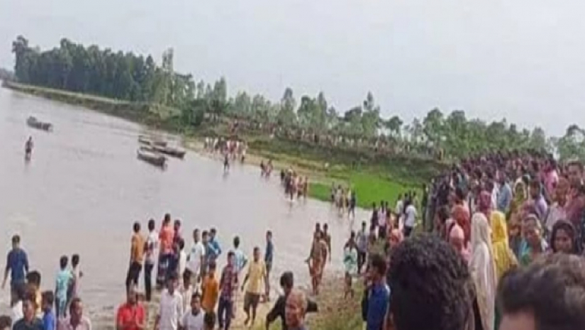 নৌকাডুবিতে ২৪ জনের লাশ উদ্ধার হয়েছে
