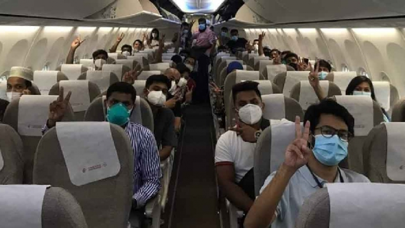 চীনে যাচ্ছে বাংলাদেশি শিক্ষার্থীরা