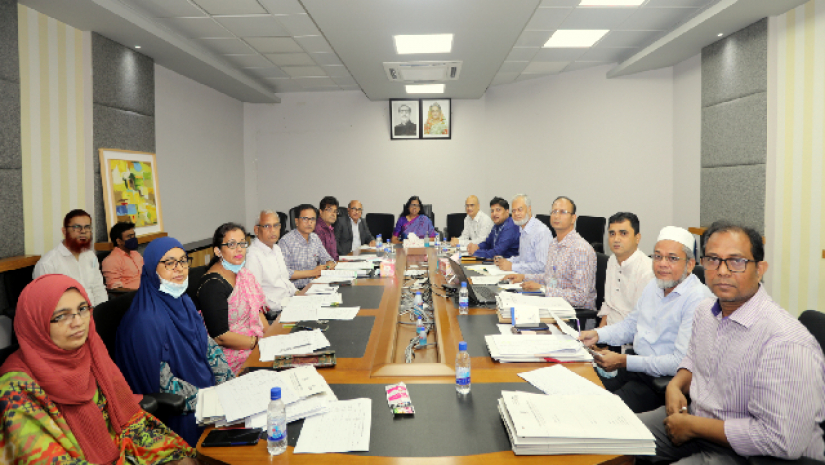 পাবলিক বিশ্ববিদ্যালয়ে জনবল বরাদ্দ বিষয়ে সভা