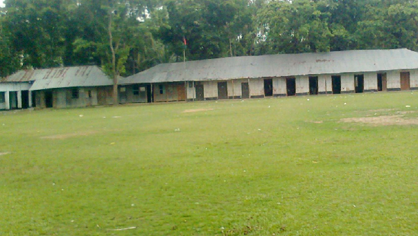 শিক্ষকের বিরুদ্ধে ৬ ছাত্রীকে যৌন হয়রানির অভিযোগ