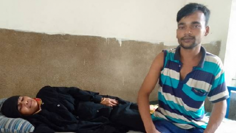  মা ও ছেলেকে নির্যাতন