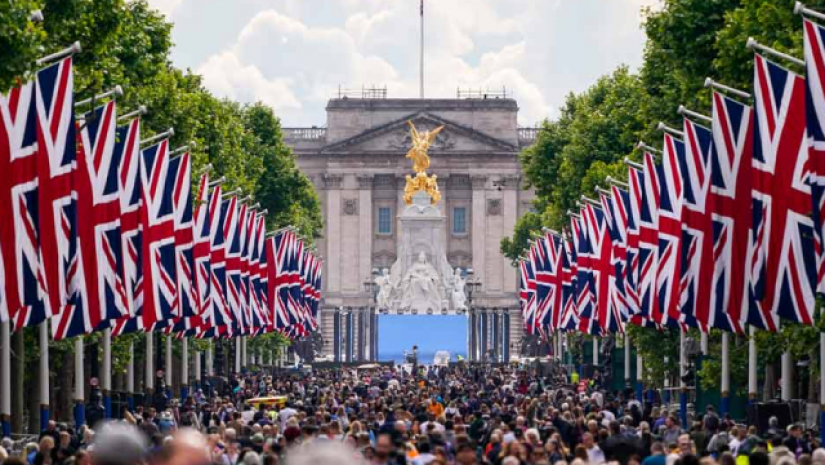 কে হচ্ছেন ব্রিটেনের পরবর্তী প্রধানমন্ত্রী 