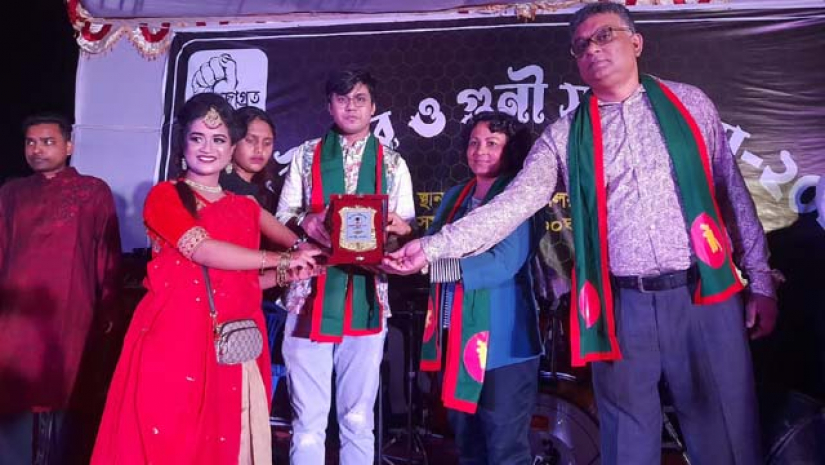 গবিতে বিজয় উৎসব ও গুণীজন সংবর্ধনা