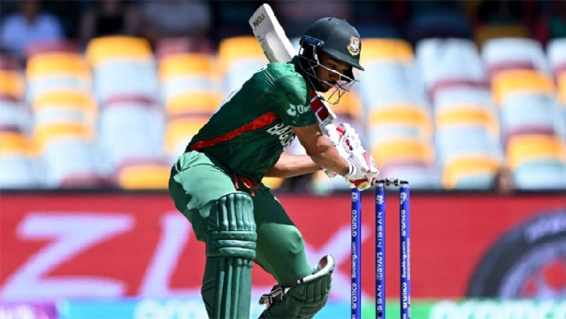 ক্যারিয়ারে প্রথম ফিফটি করেই বিদায় নিলেন শান্ত