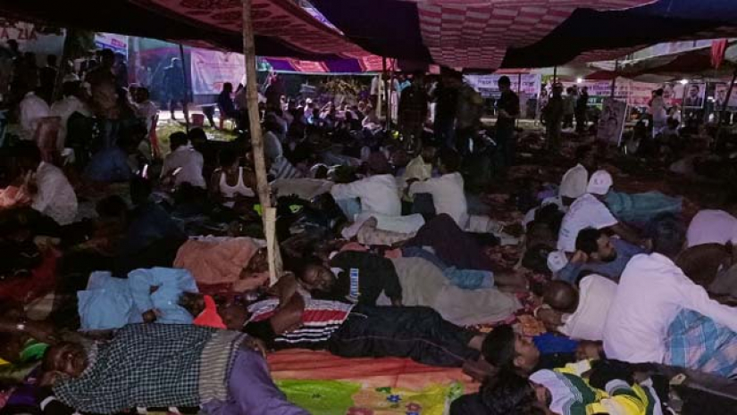 সমাবেশস্থলে রাতেই নেতাকর্মীদের ঢল