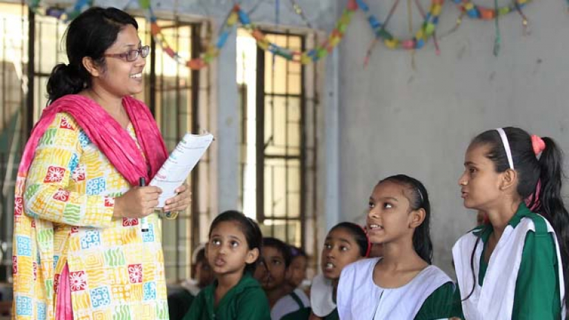 প্রাথমিক বিদ্যালয়ের শিক্ষক