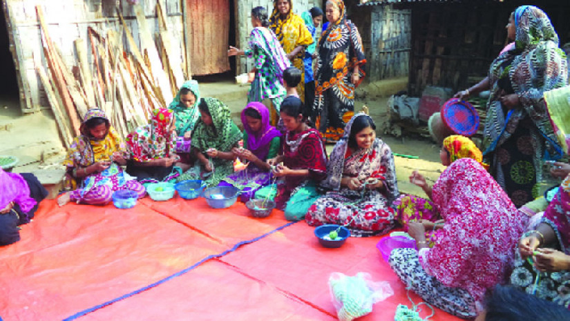 নারীদের প্রশিক্ষণ কার্যক্রম 