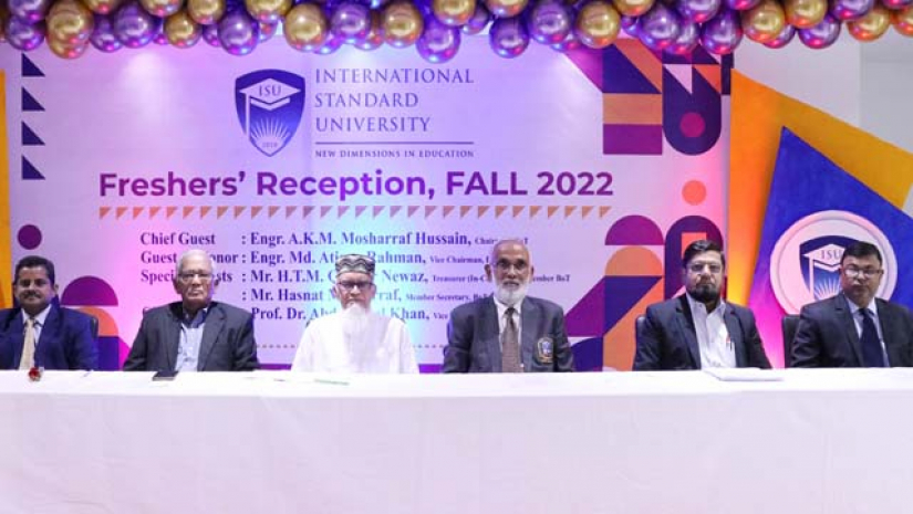  ইন্টারন্যাশনাল স্ট্যান্ডার্ড ইউনিভার্সিটিতে নবীন  বরণ 
