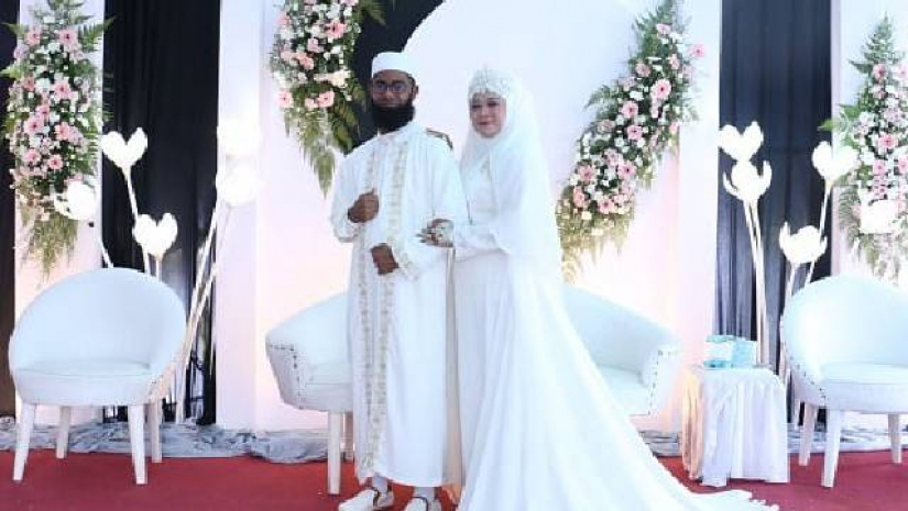 মোহাম্মদ তানজিলুর রহমান অর্ক ও তার স্ত্রী