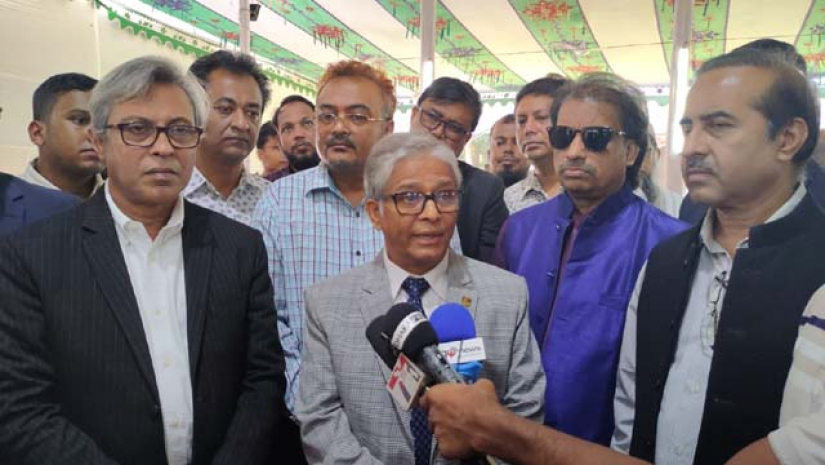 ঢাবি উপাচার্য অধ্যাপক ড. আকতারুজ্জামান 