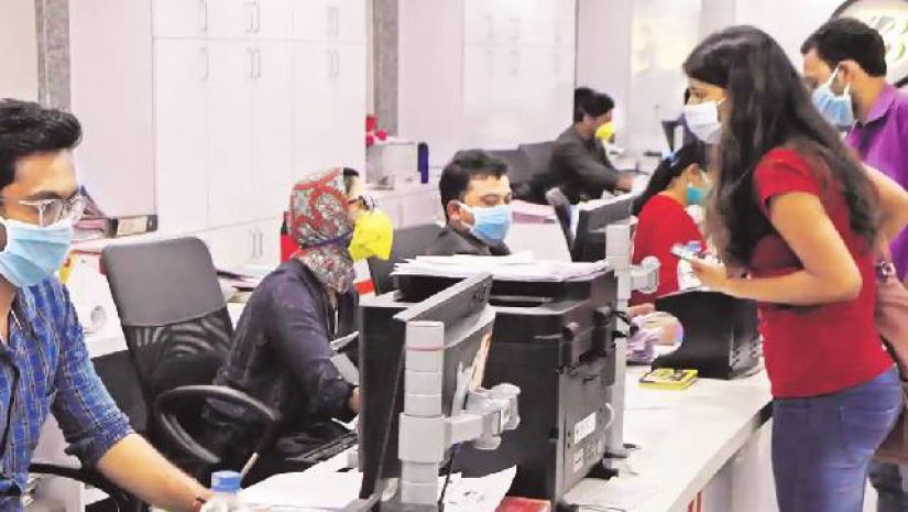 স্নাতক পাসেই ট্রাস্ট ব্যাংকে চাকরির সুযোগ