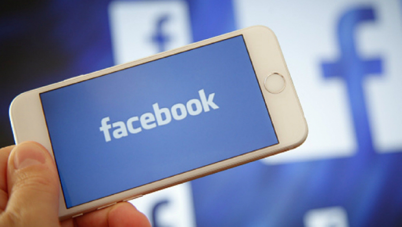 সামাজিক যোগাযোগ মাধ্যম ফেসবুক