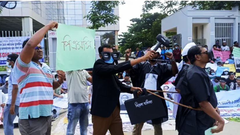নন-ক্যাডারে চাকরিপ্রার্থীদের আন্দোলন সাময়িক স্থগিত