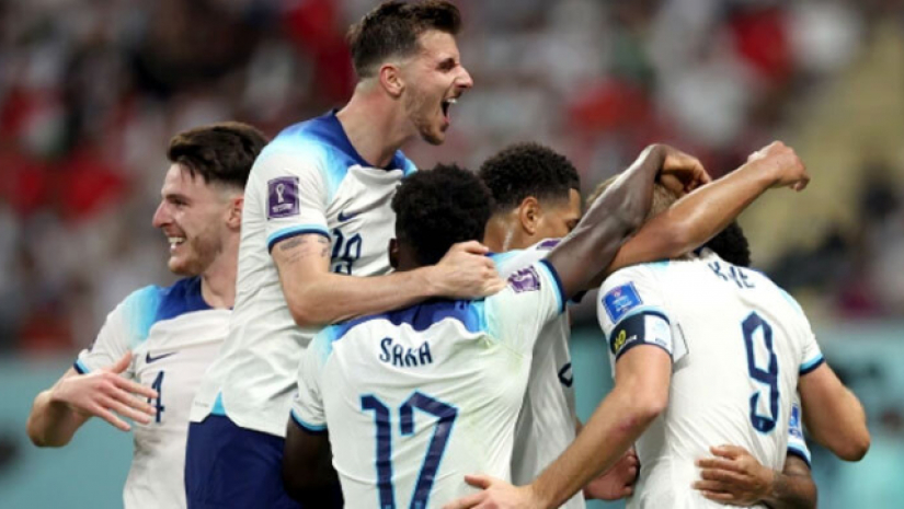 গোল উৎসবে বিশ্বকাপ শুরু ইংল্যান্ডের