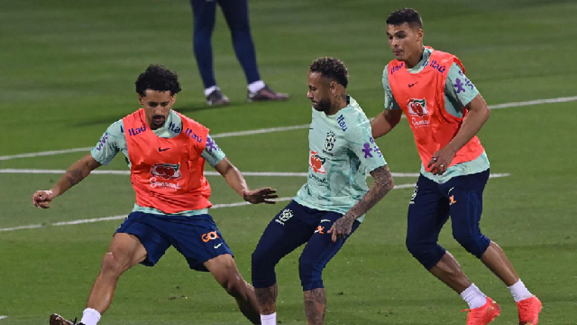 কাতার বিশ্বকাপে শীর্ষ ফেবারিট দলগুলোর তালিকায় অন্যতম ব্রাজিল