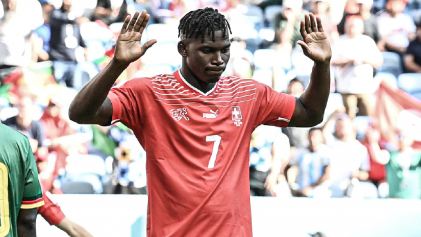 গোল করে সুইজারল্যান্ডকে জিতিয়ে জন্মভূমিকে হারালো এমবোলো