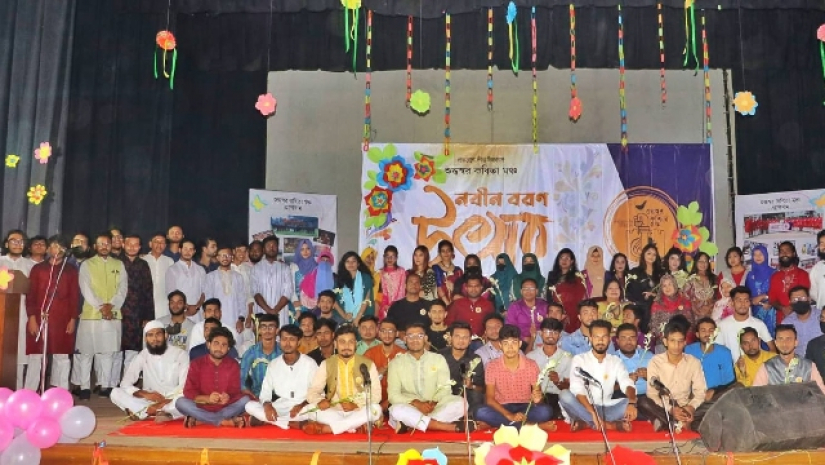 বর্ণিল আয়োজনে ‘শুদ্ধস্বর কবিতা মঞ্চের’ নবীনবরণ