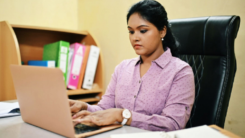 জেলা প্রশাসকের কার্যালয়ে চাকরি