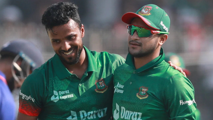 সাকিবের ৫ উইকেট