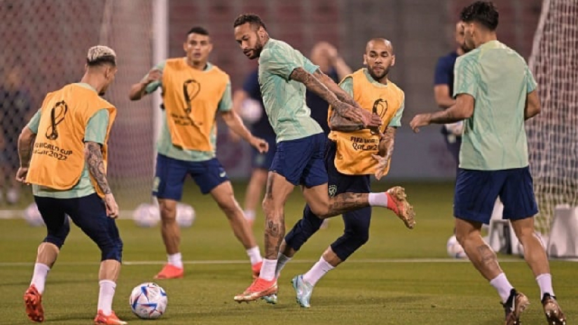 দক্ষিণ কোরিয়ার বিপক্ষে ফিরছেন নেইমার