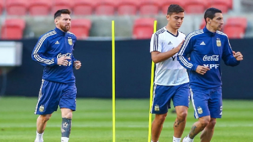 চোট কাটিয়ে অনুশীলনে ফিরেছেন ডি মারিয়া