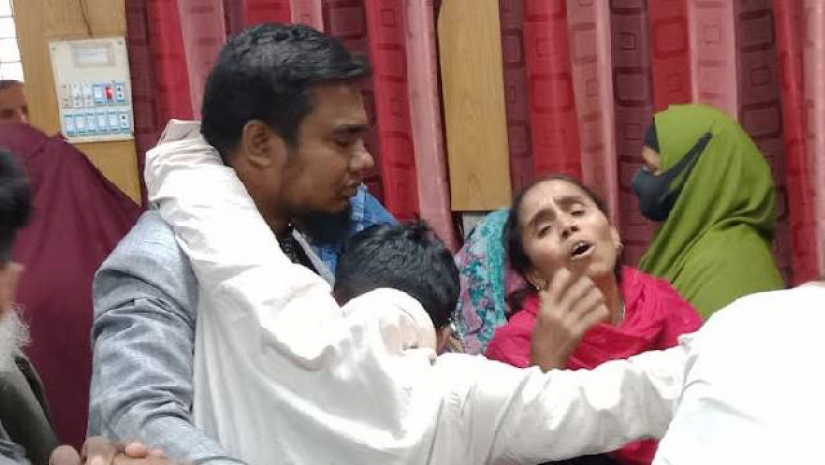 নিহত শিশুর স্বজনদের আহাজারি