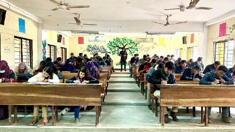 পাবিপ্রবিতে ছাত্রলীগের ৭৫তম প্রতিষ্ঠাবার্ষিকী উপলক্ষে কুইজ প্রতিযোগিতার আয়োজন