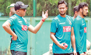 সাকিব-তামিমদের নতুন কোচ হাথুরুসিংহে