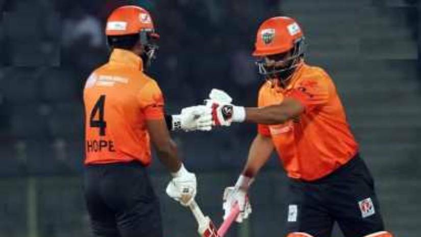 খুলনাকে হারিয়ে ইতিহাস গড়ল কুমিল্লা