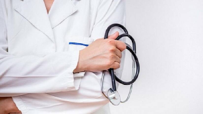 বাংলাদেশের মেডিকেলে ভর্তির নাম করে টাকা হাতিয়ে নেয়া হয় ভারতে