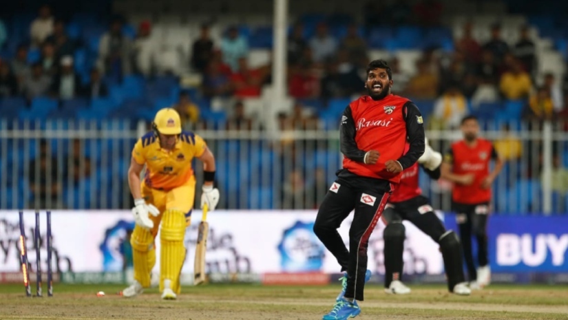 হাসারাঙ্গার ঘূর্ণিতে প্লে অফে ডেজার্ট ভাইপার্স