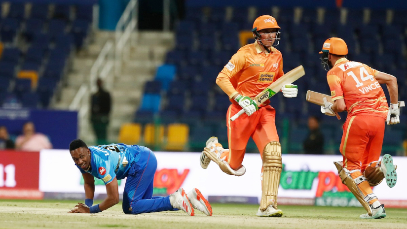 রোমাঞ্চকর জয়ে প্লে অফে গালফ জায়ান্টস