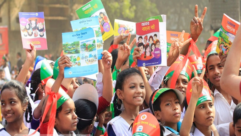 পাঠ্যবইয়ে বিবর্তনবাদ নিয়ে বিতর্ক থামছে না কেন?