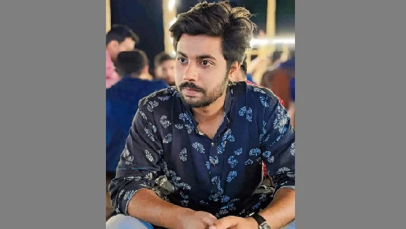 কাভার্ডভ্যান চাপায় বিশ্ববিদ্যালয় ছাত্র নিহত