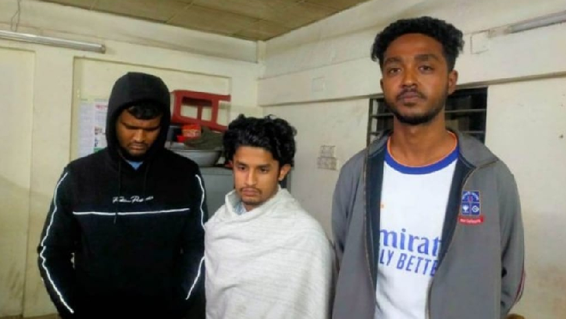 ট্রাক ছিনতাইয়ের সময় আটক ঢাবির ৩ শিক্ষার্থী