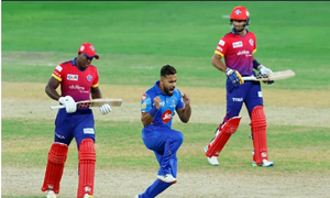 এমিরেটসকে হারিয়ে প্লে অফের আশা বাঁচিয়ে রাখলো দুবাই