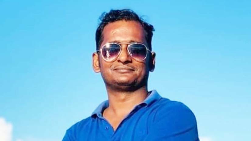 পদার্থবিজ্ঞান বিভাগের সহযোগী অধ্যাপক জুয়েল কুমার সাহা