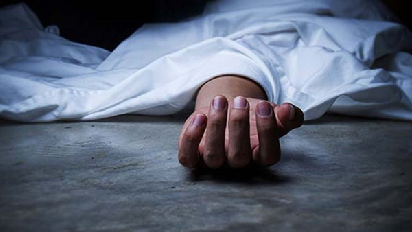 নার্সিং হোস্টেল থেকে ছাত্রীর ঝুলন্ত মরদেহ উদ্ধার